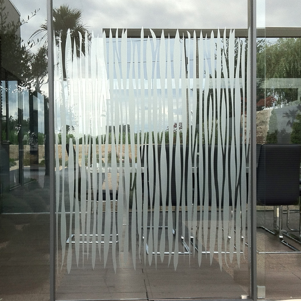 Vinil de recorte para viaturas e montras